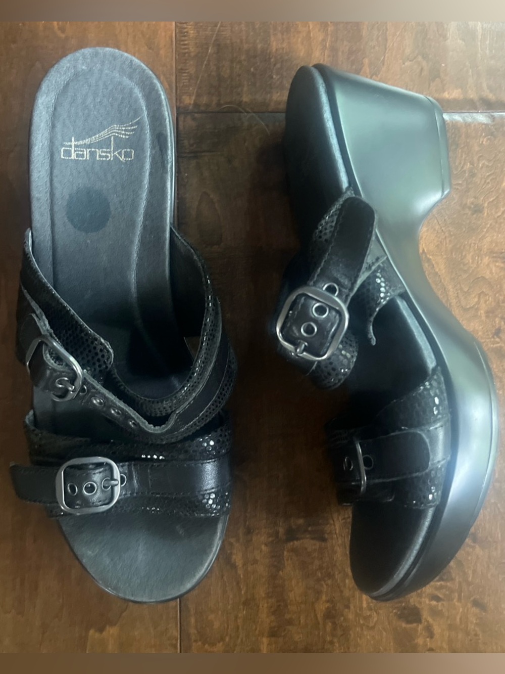Dansko ‘Jessie’ black lizard embossed leather platform sandals US 7 EU 37